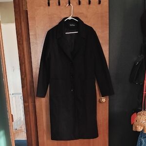 Elegant Women's Black Trench Coat